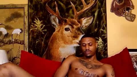 Snapshot of naughtyy_ken chatting on 01-21-25, 07:17 Mekhi or Khi online show from 01-21-25, 07:17