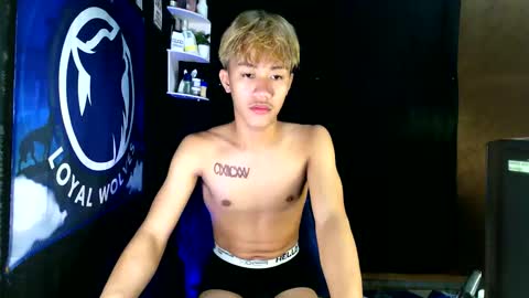 Loy online show from 11-23-25, 09:09