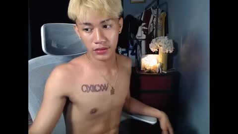 Loy online show from 12-18-25, 06:14