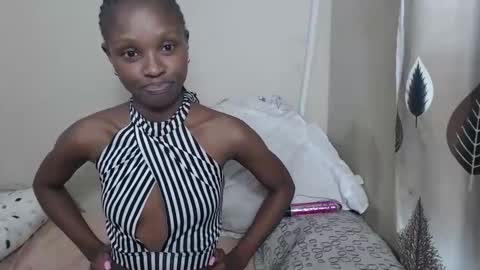 nawtylarissa_ online show from 09-10-25, 06:19