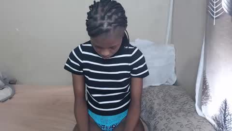 nawtylarissa_ online show from 11-17-25, 11:38