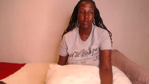 nawtylezi696 online show from 09-24-25, 07:23