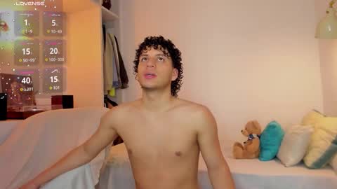 Natan online show from 11-23-25, 06:02