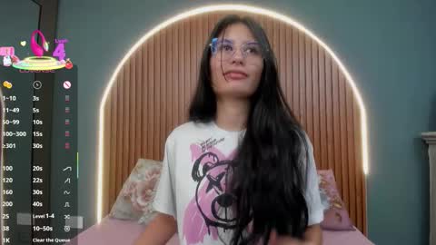 Naye  online show from 12-23-25, 03:37