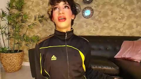 Nayla  online show from 01-09-26, 08:21