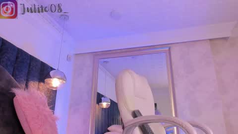Juli  online show from 01-10-25, 02:34