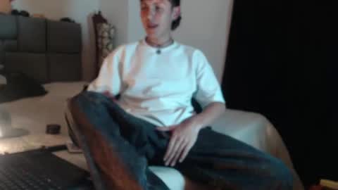 Im Nayton online show from 10-16-25, 12:11