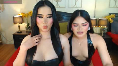 Snapshot of nayumi_edwards chatting on 10-18-25, 06:41 F R A N Z I A online show from 10-18-25, 06:41