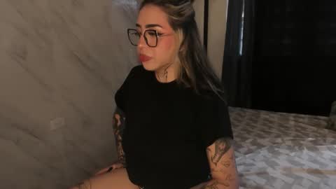 nazzz10 online show from 03-19-26, 02:10