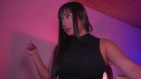 Snapshot of ne_fertari chatting on 03-11-26, 11:27 Nefertari online show from 03-11-26, 11:27