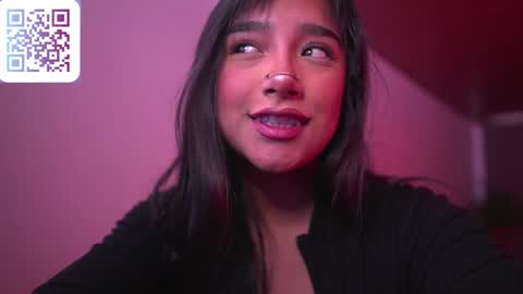 Snapshot of ne_fertari chatting on 03-19-26, 01:15 Nefertari online show from 03-19-26, 01:15