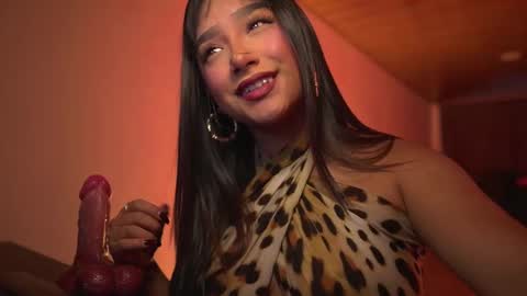 Snapshot of ne_fertari chatting on 03-24-26, 11:15 Nefertari online show from 03-24-26, 11:15