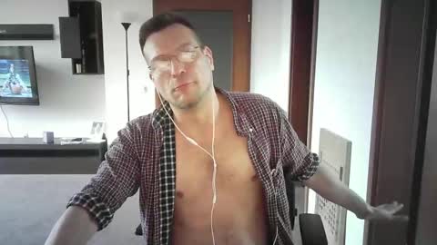 Snapshot of needfullthx chatting on 03-02-25, 02:32 Sebastian online show from 03-02-25, 02:32