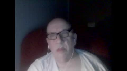 Snapshot of needlesslove chatting on 03-04-25, 03:00 Tom online show from 03-04-25, 03:00