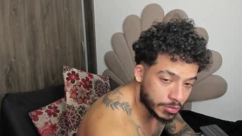 Snapshot of neeii chatting on 01-05-26, 07:06 Nei turn green online show from 01-05-26, 07:06