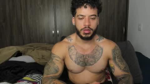 Snapshot of neeii chatting on 01-06-26, 10:56 Nei turn green online show from 01-06-26, 10:56