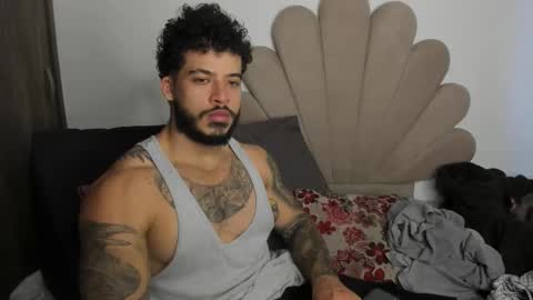 Snapshot of neeii chatting on 01-14-26, 05:07 Nei turn green online show from 01-14-26, 05:07