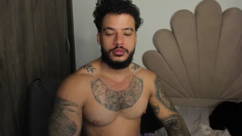 Snapshot of neeii chatting on 02-01-26, 01:31 Nei turn green online show from 02-01-26, 01:31