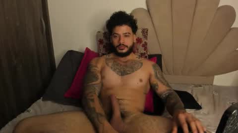 Snapshot of neeii chatting on 02-02-26, 02:38 Nei turn green online show from 02-02-26, 02:38