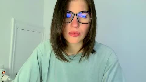 Snapshot of neferutt chatting on 11-07-25, 10:04 Neferutt online show from 11-07-25, 10:04