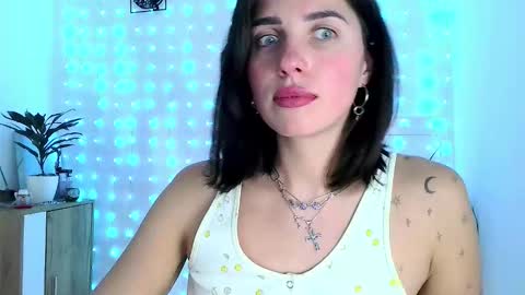 Snapshot of neferutt chatting on 11-10-25, 05:45 Neferutt online show from 11-10-25, 05:45