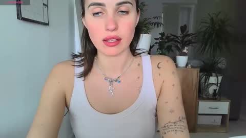 Snapshot of neferutt chatting on 02-25-26, 04:49 Neferutt online show from 02-25-26, 04:49