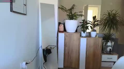 Snapshot of neferutt chatting on 02-26-26, 02:16 Neferutt online show from 02-26-26, 02:16