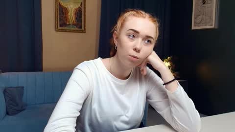 Snapshot of nelliemathers chatting on 11-14-25, 07:12 Nelli online show from 11-14-25, 07:12