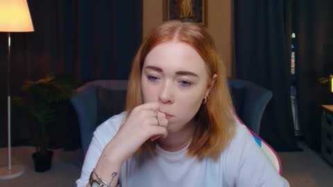 Nelli online show from 12-21-25, 07:32