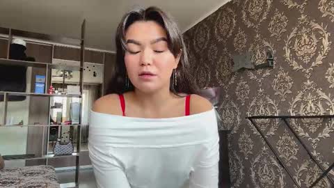 Ava online show from 03-14-26, 08:42