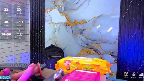 Salome Nena cupcake online show from 12-15-25, 11:14