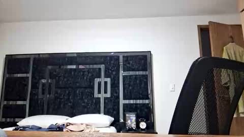 nene131523 online show from 11-25-25, 08:36