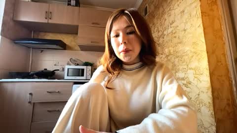 Ester online show from 03-18-26, 12:19