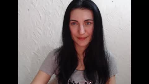 Nensy online show from 01-17-25, 09:06