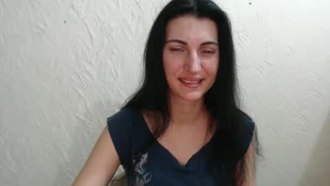 Nensy online show from 02-14-25, 09:21