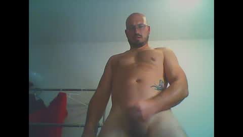 Snapshot of neomel chatting on 01-12-25, 08:14 mel online show from 01-12-25, 08:14