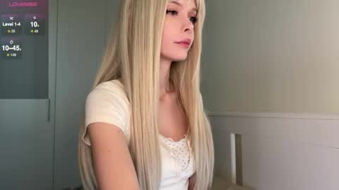 Snapshot of neondemon_ chatting on 03-14-26, 06:41 maeve online show from 03-14-26, 06:41