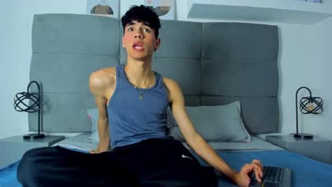  NeoRaptis  jhonatan  online show from 02-06-25, 08:34