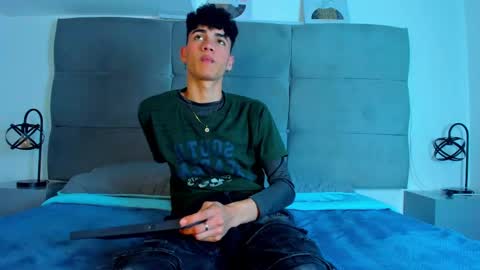  NeoRaptis  jhonatan  online show from 02-14-25, 08:48