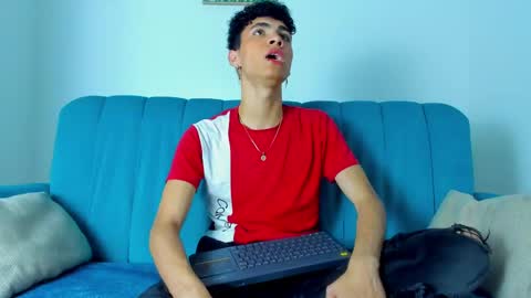  NeoRaptis  jhonatan  online show from 03-03-25, 08:43
