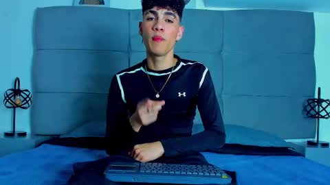  NeoRaptis  jhonatan  online show from 03-08-25, 08:35