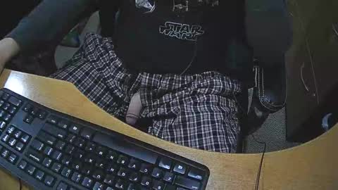 Snapshot of neotee3 chatting on 11-23-25, 04:34 Neotee online show from 11-23-25, 04:34