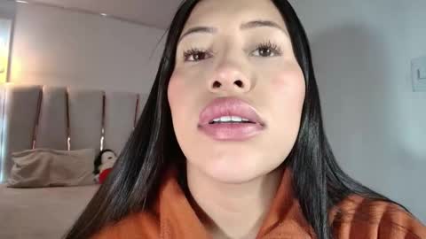 Helena    Every Friday new video for my fan club loves  online show from 02-12-25, 12:27