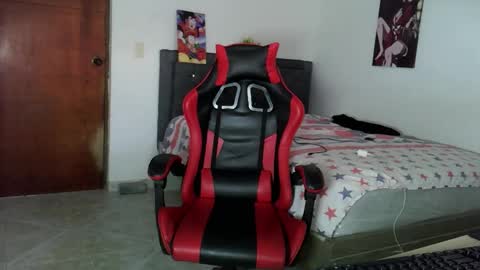 Snapshot of nerek_master chatting on 10-20-25, 08:31 nerek master online show from 10-20-25, 08:31