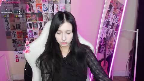 Amami online show from 11-30-25, 01:31