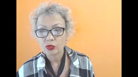 NessyJenixs online show from 09-25-25, 08:07