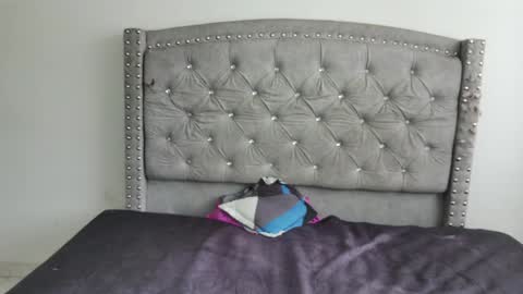 nesuko_kamado online show from 01-15-26, 05:05