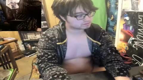 Snapshot of neubatman chatting on 10-30-25, 09:22 Neu online show from 10-30-25, 09:22