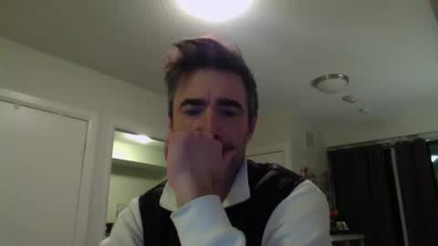 new_guy7000 online show from 11-29-25, 04:37