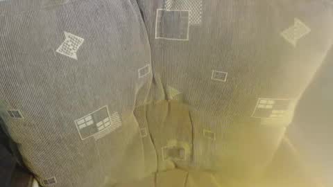 Lilly  online show from 10-10-25, 03:00